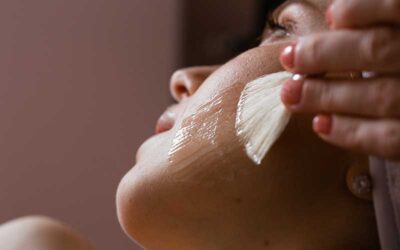 Les soins combinés peeling et massage Kobido : la solution pour une peau lumineuse et fraiche